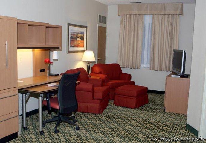 Towneplace Detroit Warren